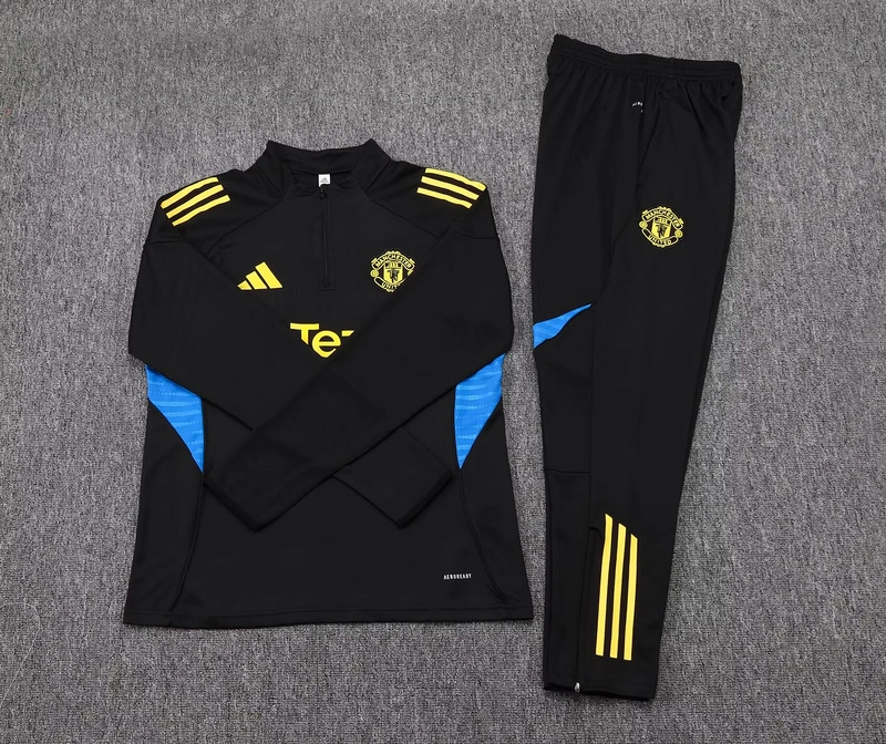 Manchester United Black Tracksuit